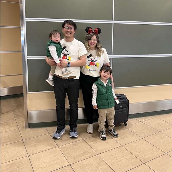 Disney Mickey Mouse T-Shirt - Picture 4 of 4